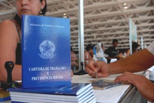 Os interessados passarão por uma triagem para ter acesso e encaminhamento às vagas oferecidas