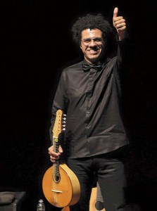 Bandolinista Hamilton de Holanda