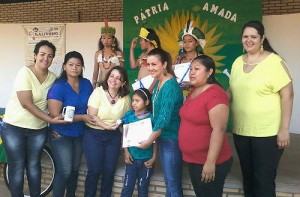 Entrega dos certificados do concurso Kalivono Educação Infantil