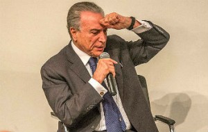 Mesmo quando abandona o silêncio, o vice-presidente faz declarações controladas