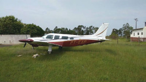 O avião foi encontrado em um aeroporto na cidade de Paranavaí (PR).