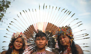 Índios Karajá Xambioá se reúnem em área próxima da Aldeia Okara