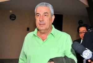 Empresário João Alberto Krampe Amorim dos Santos se entregou na sede do Garras