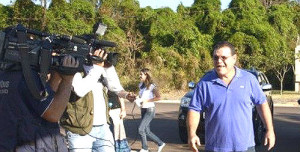 Paulo Pedra deixa a sede do Gaeco (Foto: Paulo Ribas / Correio do Estado)
