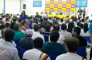 Mais de 500 pessoas participaram do evento em Coxim