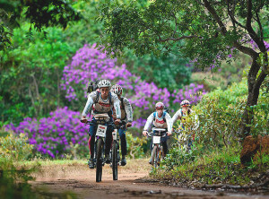 A Corrida Mundial de Aventura tem um percurso de aproximadamente 700 quilômetros