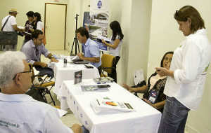 Empresários dialogaram em busca de parcerias para venda do destino Corumbá (Foto: Clóvis Neto)