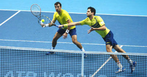 A invencibilidade do brasileiro Marcelo Melo quase chegou ao fim neste domingo