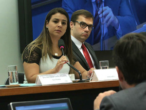 Deputada Mariana Carvalho (RO), presidente da CPI dos Crimes Cibernéticos