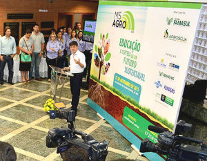Mauricio Saito, os efeitos da educação transformam-se num ciclo vicioso positivo