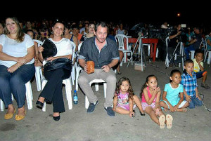 Prefeita Juliana lembrou que se tratava de apresentações onde o foco maior eram crianças e adolescentes do Projeto Crer & Ser