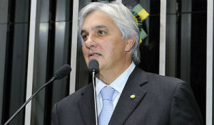 Rede Sustentabilidade e o PPS protocolaram nesta terça-feira, 1º, pedido de cassação do mandato do senador