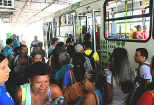 Tarifa social beneficia usuário do transporte coletivo na sexta-feira, primeiro dia do ano, em Corumbá (Foto: Arquivo PMC)