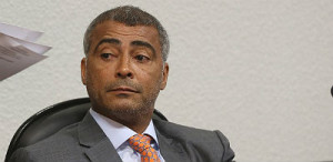 Os documentos foram enviados pelo senador Romário à entidade máxima do futebol i