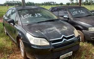 Veículos apreendidos com traficantes que serão leiloados até esta quinta-feira (10.12) - Fotos: Tarcílio Leite