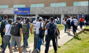 Estudantes brancos e da parcela mais rica da população ainda são maioria nas universidade