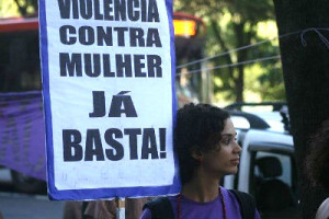 A violência sexual é uma das mais veementes contra elas