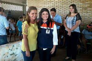 Prefeita Juliana Almeida e a Governadora em exercício Rose Modesto