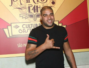 Adriano negocia futuro como jogador e empresário com o Miami United, dos EUA