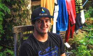 Pedro Calado é um sopro de juventude em um 'clube' dominado por surfistas de 40, 50 anos