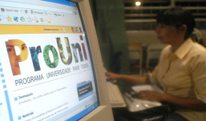 Os aprovados têm até o dia 1º de fevereiro para apresentar os documentos
