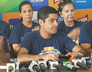 Prefeito de Salvador, ACM Neto promete aumentar o número de blocos sem corda em 2017: "Salvador voltou a estar na moda"