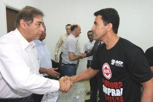 Alcides Bernal e o presidente da ACP, Lucílio Souza Nobre