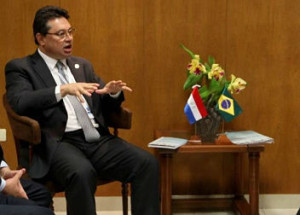 Ministro da Indústria e Comércio do Paraguai, Gustavo Leite