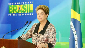 Presidenta Dilma Rousseff em entrevista a veículos estrangeiros no Palácio do Planalto