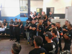Servidores ficam aquartelados em presídio de Campo Grande (Foto: G1)