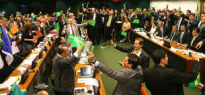 A data da votação do relatório no plenário está marcada para este domingo (17)
