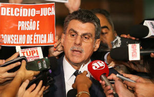Entrevista coletiva com o ministro do Planejamento, Romero Jucá, que anunciou que vai se licenciar do cargo,