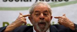 O ex-presidente pretende estar ao lado de Dilma Rousseff na saída do Planalto, caso o Senado autorize seu afastamento