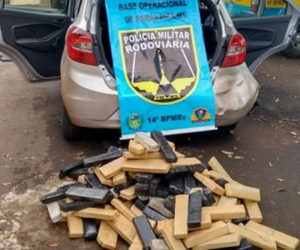 A droga tinha como destino a cidade de Congonhas (MG) (Foto: Divulgação;PMR)