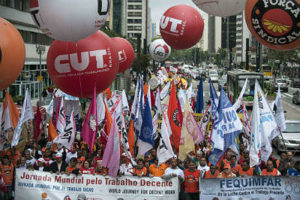 Criar novos impostos no momento traria um alto custo político ao Planalto