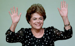 A presidente afastada se encontrou com senadores, presidentes de partidos políticos e integrantes de movimentos sociais