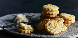 Biscoitos de queijo cheddar e maconha da American Baked Company, de Seattle (EUA)