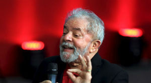 Temer privatiza "porque não sabe governar", disse Lula em sua passagem por Juazeiro (BA)