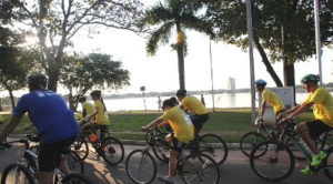 Os ciclistas pedalaram um percurso de 10 km