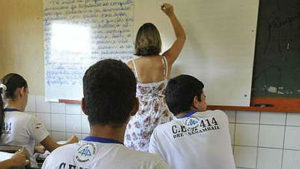 Os dados do Enem por escola evidenciam a desigualdade entre escolas que atendem estudantes de níveis