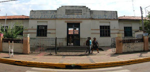 O prédio da unidade escolar foi construído em 1941 