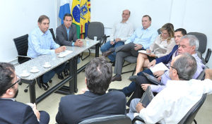 Alcides Bernal (PP) recebeu nesta segunda-feira, o prefeito eleito Marquinhos Trad (PSD)