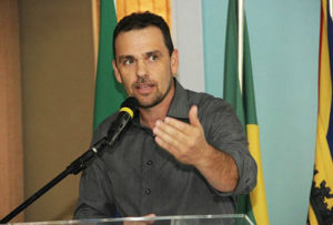 Presidente da entidade, Juvenal Neto (PSDB)