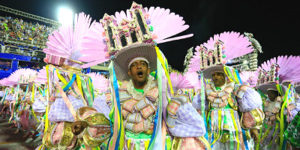 Ala do desfile da Mangueira, campeã do Carnaval 2016, que homenageou Maria Bethânia