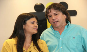 Governadora em exercício, Rose Modesto e o presidente eleito da Assomasul Pedro Caravina