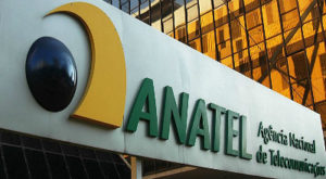 O presidente da Anatel afirmou que não pretende contestar a medida cautelar do próprio órgão regulado