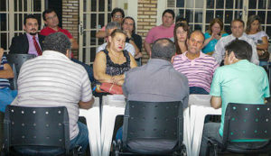 Assédio moral no judiciário federal de MS preocupa. Servidores em assembléia geral – Foto: Assessoria