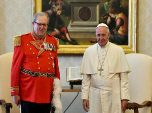 Matthew Festing, numa audiência em Junho de 2016 com o Papa GABRIEL BOUYS/REUTERS