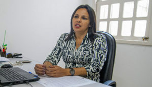 Diretora-presidente da Agência Municipal do PROCON, Lucciane Andréa Jesus dos Santos Sampaio (Foto: Renê Carneiro)