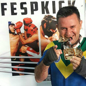 Atleta conquistou 3 medalhas de ouro no campionato - Foto: Brasilândia News